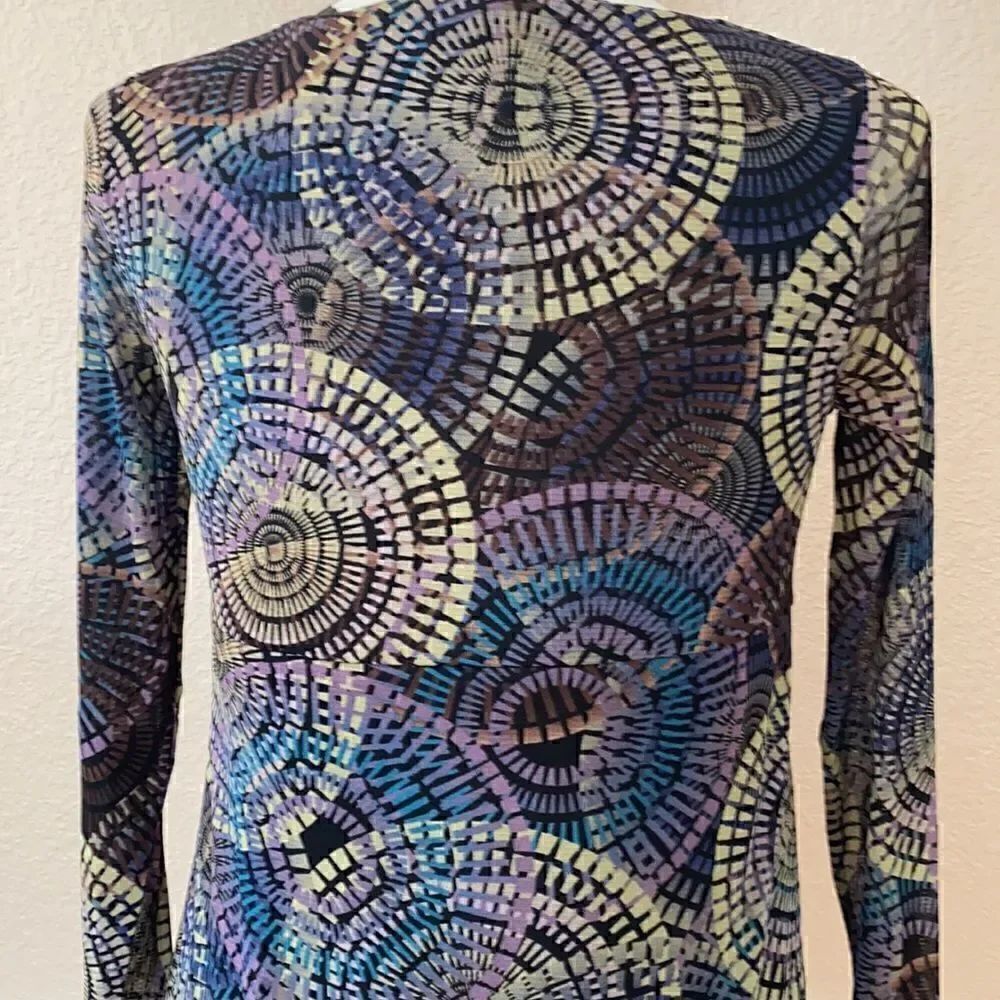 Access Women’s Blouse - Picture 7 of 9